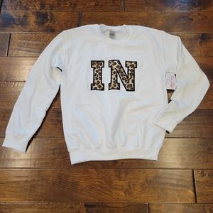 NWT Pink Lily Indiana Sweatshirt Size S